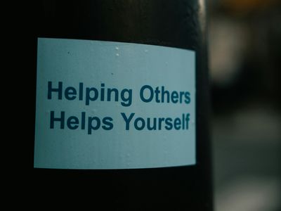 People-pleasing / fawn response